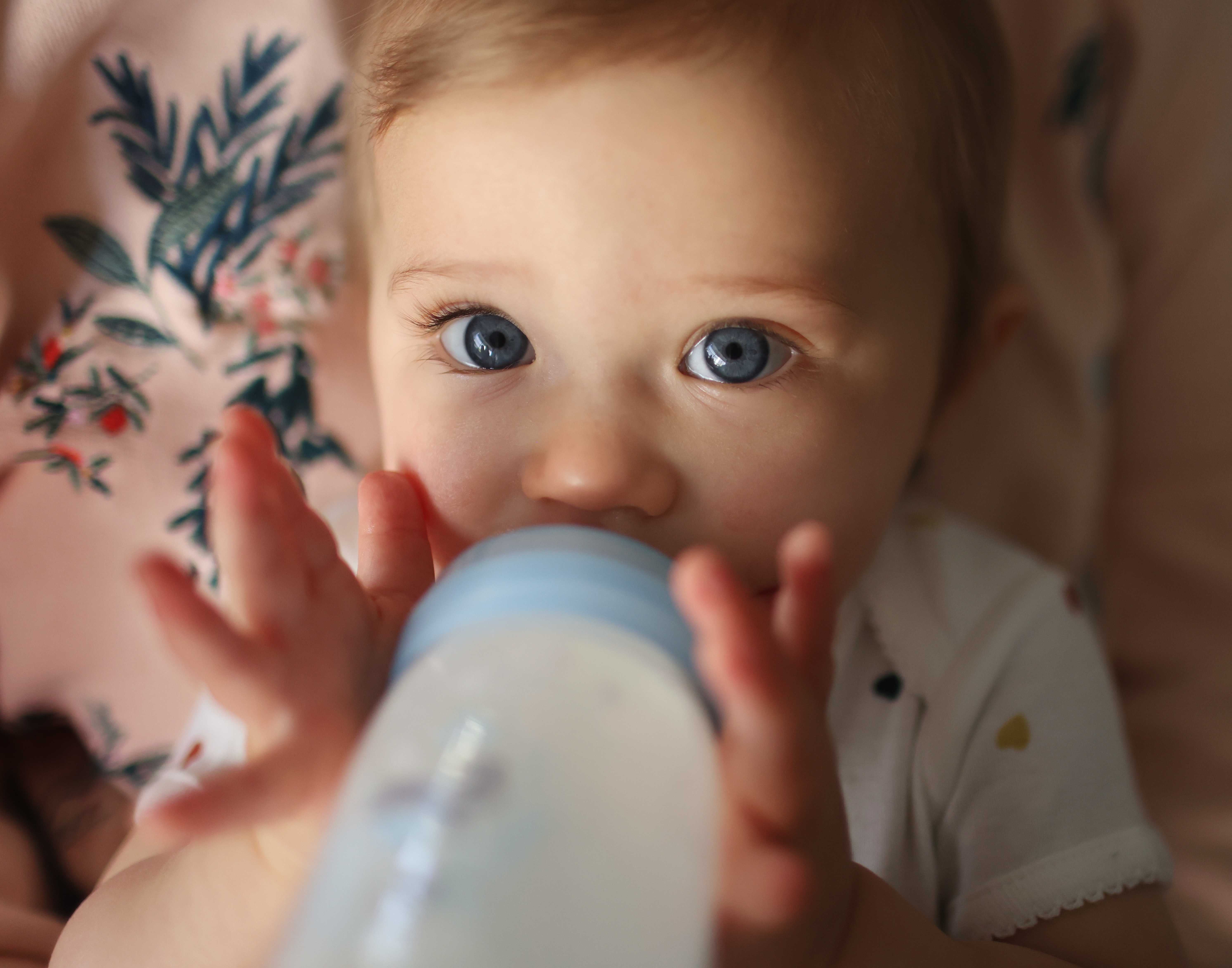 Cómo CALENTAR la LECHE materna - Opción segura para el bebé