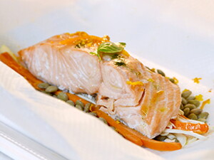 Salmón papillote que se puede comer en el embarazo