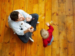 Estimulación en Movimiento: Juegos y Actividades para Bebés de 1 Año a 18 Meses
