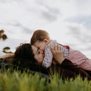 Mamá y bebé Mamá y bebé