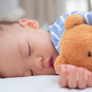 ¿Cuántas horas de sueño necesita dormir un bebé? ¿Cuántas horas de sueño necesita dormir un bebé?