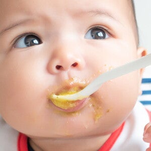 primeros_utensilios_bebe_1440x420.jpg
