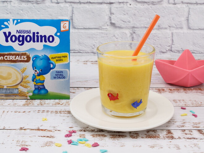 Smoothie para bebés de plátano y mango Smoothie para bebés de plátano y mango