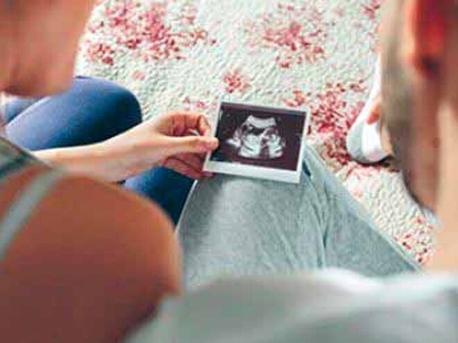 Cómo donar óvulos en España, sus riesgos y el proceso