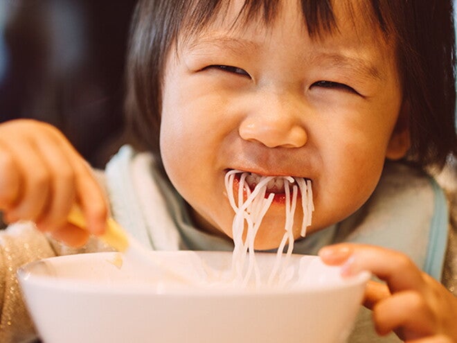 comidas_familiares_niños_pequeños_1440x420.jpg